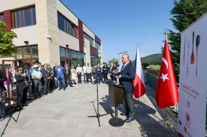 Bakan Çavuşoğlu Prag Türk Kültür ve Gastronomi Festivaline katıldı