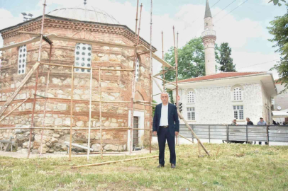 Osmanlının İlk Başkenti Yenişehirde Tarihi Eserlerin Etrafı Açılıyor