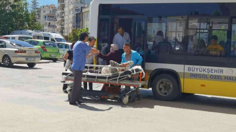Otobüs Şoförü Rahatsızlanan Yolcuyu Hastaneye Yetiştirdi
