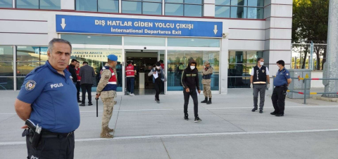 Yabancı uyruklu 107 göçmen, Malatyadan sınır dışı edildi
