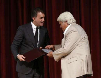 AK Parti Sözcüsü Çelikten Cüneyt Arkın paylaşımı