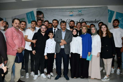 Hayati İnanç İznikte Sevenleriyle Buluştu