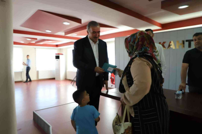 Başkan Turanlı: “Sosyal yardım kartı dağıtmaya devam ediyoruz”