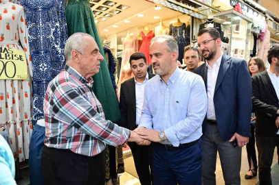 Bursanın Tarihi Çarşısında Çifte Bayram