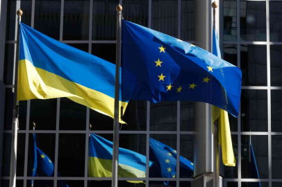ABden Ukraynaya 1 milyar euroluk mali yardıma onay