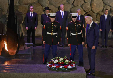 Biden, Yad Vashem Soykırım Anıtını ziyaret etti