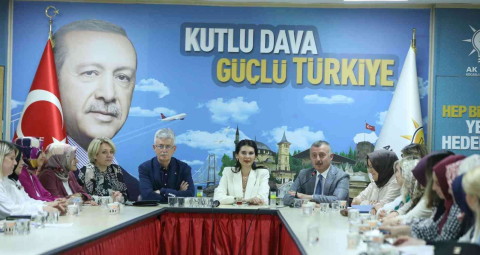 Başkan Büyükakın: Her mücadeleden hamdolsun alnımızın akıyla çıkıyoruz