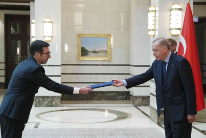 Kosova Büyükelçisi  Vrenezi, Cumhurbaşkanı Erdoğana güven mektubu sundu