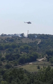 Bursada Çalılık Alanda Korkutan Yangın