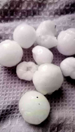 Bursada Ceviz Büyüklüğünde Dolu Yağdı