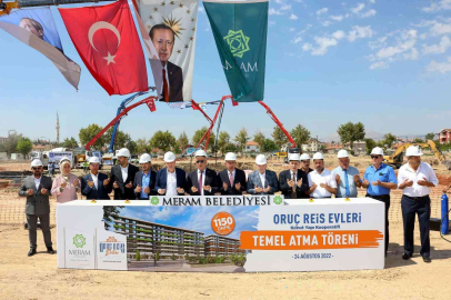 Meramda Oruç Reis Evlerinin temeli atıldı