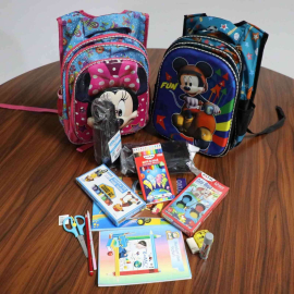 Gemlikte Kırtasiye Setleri Bu Yıl Da Uğur Amcadan