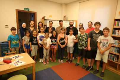 İspanyol Yazar Nilüferli Kitap Kurtlarıyla Buluştu