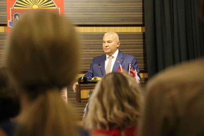 ALTSO Başkanı Mehmet Şahin, belediye başkanlığına adaylığını açıkladı