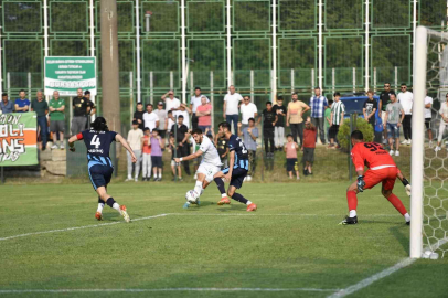 Bursaspor Son Hazırlık Maçında Belediye Kütahyaspora 2-1 Yenildi