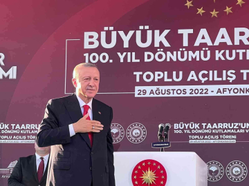 Cumhurbaşkanı Erdoğan: “Muhalefet tüm mesaisini birbirinin kuyusunu kazmaya, yalan ve iftira siyasetiyle ülkenin altını oymaya harcıyor”