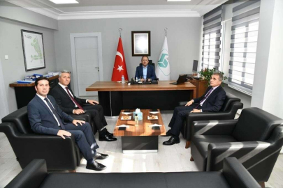 Vali Pehlivan, Mersin Serbest Bölge Müdürlüğünde incelemelerde bulundu