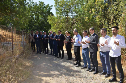 Yeni Kaymakam ilk iş gününde şehit mezarlarını ziyaret etti
