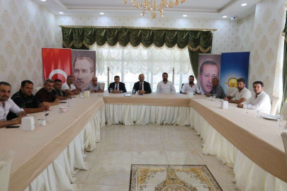 Karataş, gazetecilerle bir araya geldi