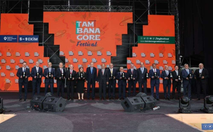 Bursaya ‘Burs Ödülünü Cumhurbaşkanı Erdoğan Verdi