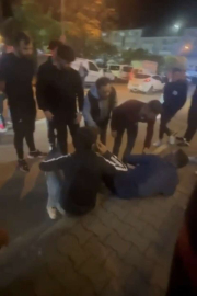 Bursada Yol Verme Meselesi Yüzünden Tartıştığı Kişiyi Bıçaklayarak Kaçtı