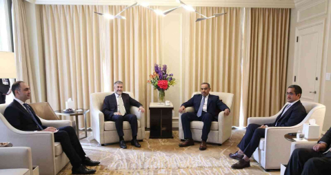 Hazine ve Maliye Bakanı Nebati, Katarlı mevkidaşı Al-Kuwari ile bir araya geldi