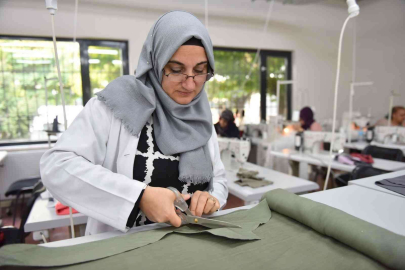 Yıldırımda Kadınlar Hem Öğreniyor Hem Üretiyor