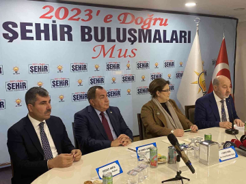 Aile ve Sosyal Hizmetler Bakanı Derya Yanık Muşta