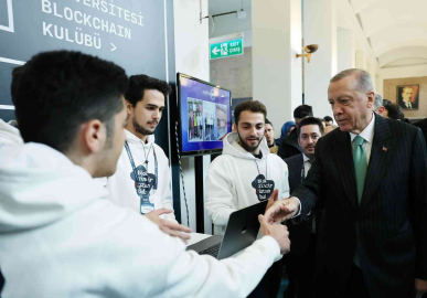 Cumhurbaşkanı Erdoğandan gençlere kripto para uyarısı