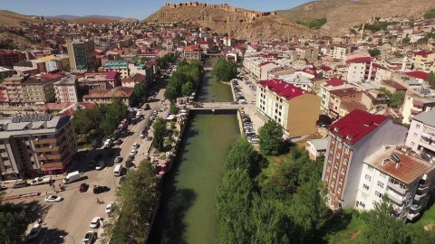 Bayburtta eylül genel ticaret sistemine göre ihracat 44 dolar, ithalat  3 bin dolar olarak gerçekleşti