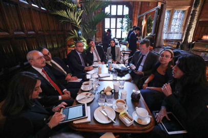 CHP Lideri Kılıçdaroğlu, Londrada Creative UK yöneticileriyle bir araya geldi
