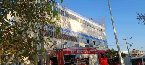 Bursada Sanayi Bölgesinde Bir Fabrikada Yangın Çıktı