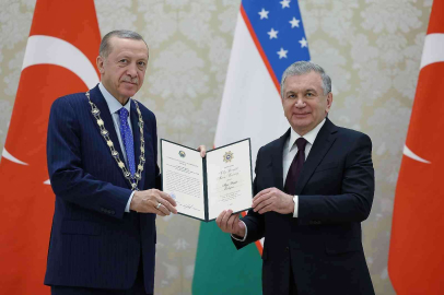 Cumhurbaşkanı Erdoğana Özbekistanda Yüksek Düzeyli İmam Buhari Nişanı