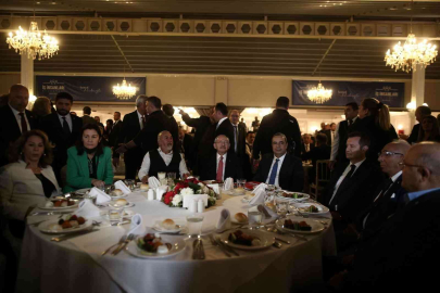 Chp Genel Başkanı Kılıçdaroğlu, Bursada İş İnsanlarıyla Bir Araya Geldi