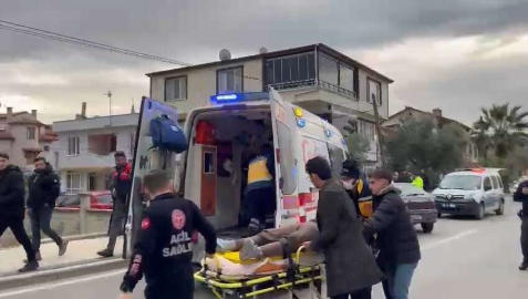 Bursanın İznik İlçesinde Otomobil İle Motosiklet Çarpıştı