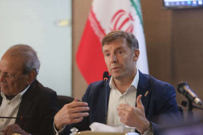 İngilterenin Tahran Büyükelçisi Dışişlerine çağrıldı
