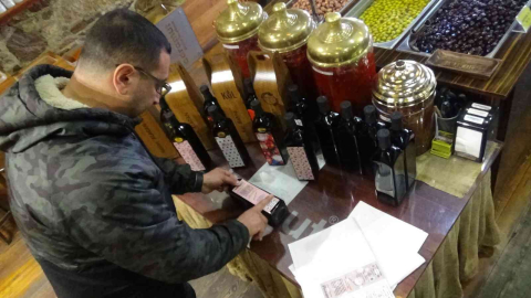 Kişiye özel zeytinyağı yılbaşı hediyesi oldu