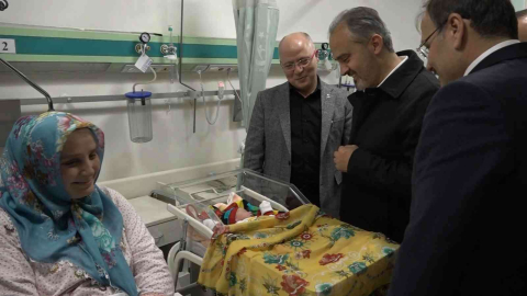 Bursada 2022Nin Son, 2023Ün İlk Bebekleri Dünyaya Geldi