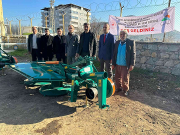 Hazroda hayvancılıkla uğraşan vatandaşlara destek