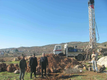Emirhaydar Mahallesinde içme suyu sorunu çözülüyor
