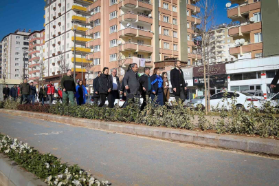 Gaziray tünelinin üstü yeşilleniyor