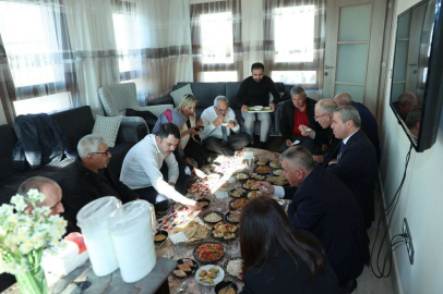 Bakan Kurum, Manavgatta afetzedelerin evine konuk oldu