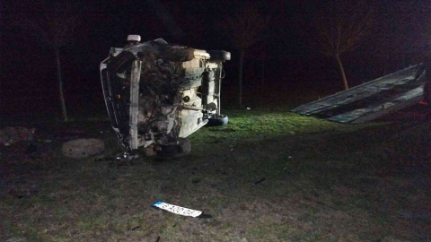 Takla Atan Araçtaki Güvercin Araç Başından Ayrılmadı