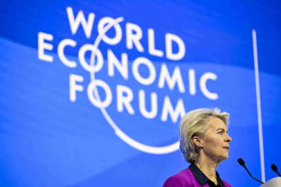 AB Komisyonu Başkanı von der Leyen: “Ukraynaya 18 milyar euroluk finansal yardım paketinin 3 milyar euroluk kısmı gönderildi”