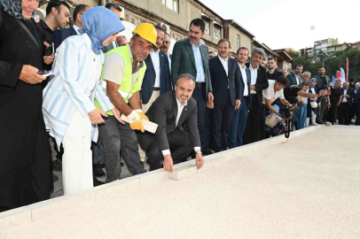 Bursada Tarihi Hanlar Bölgesinde Zaman Tersine Akıyor