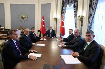 Cumhurbaşkanı Erdoğan, KKTC Başbakanı Üsteli kabul etti