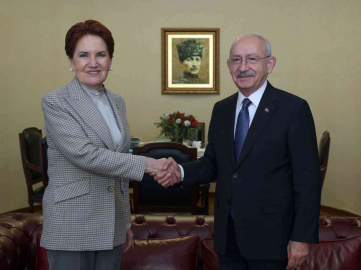 İYİ Parti lideri Akşener, CHP lideri Kılıçdaroğlunu ziyaret etti