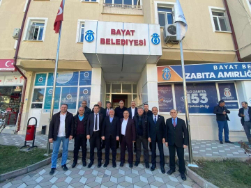 Cumhur İttifakı belediye başkanları Bayatta buluştu