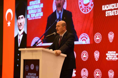 Bakan Soylu: “2 kare fotoğraf üzerinden bize iftira atanlar, organize suç örgütlerinin avukatlığını yapar hale gelmişlerdir”