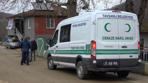 Fotoğraf Çekmek İsterken Hayatını Kaybeden Genç Kadın Toprağa Verildi